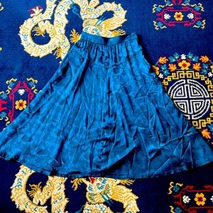 100% silk skirt from Paris Small
